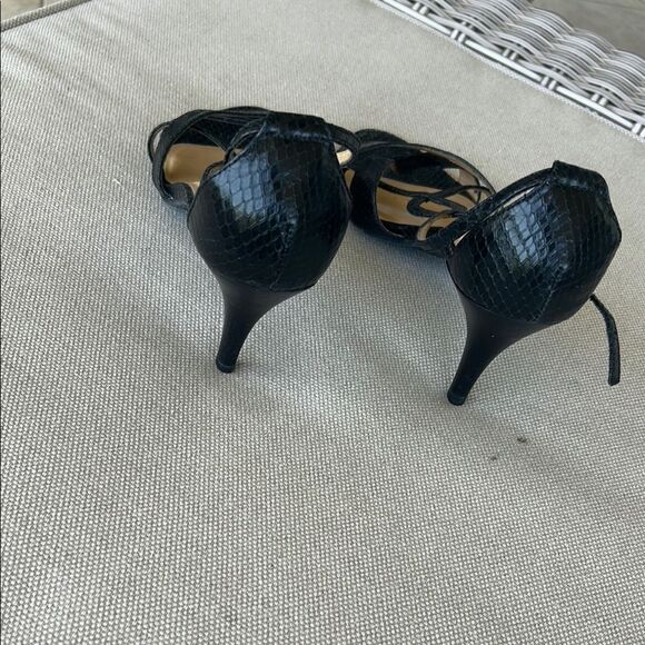 Talbots Black Strappy Women's Heels - Picture 3 of 4